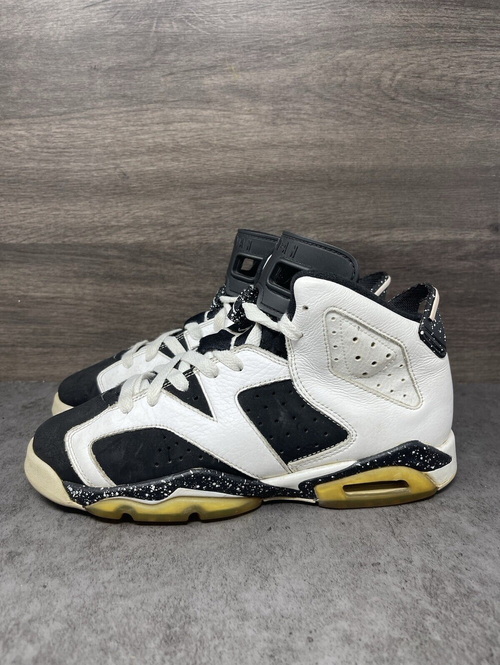 Air Jordan 6 Retro Oreo Size 7Y Kids White Black Speckle 2010 Shoes 384665-101